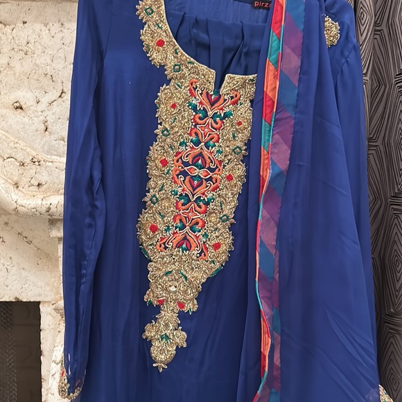 Meet your Posher, Monazzah - Picture 2 of 4